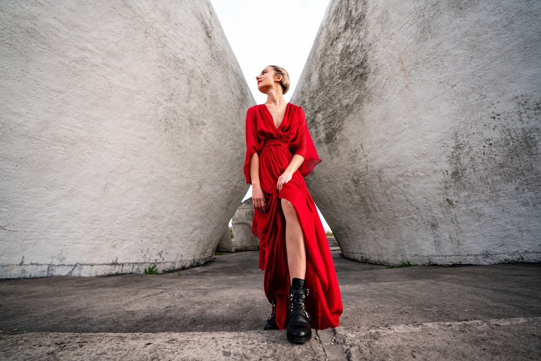 Photo red dress